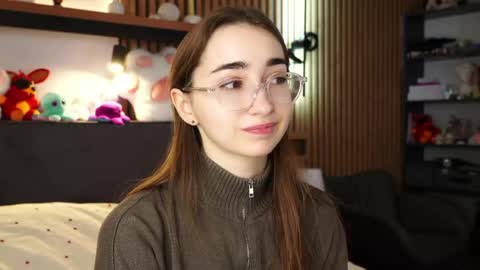 Polly online show from March 19, 2026, 6:28 am