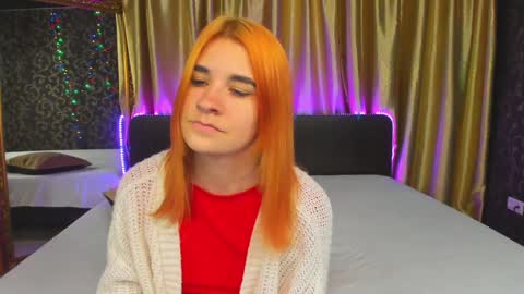 Snapshot of polly_love_ chatting on December 9, 2024, 4:47 pm Polly online show from December 9, 2024, 4:47 pm