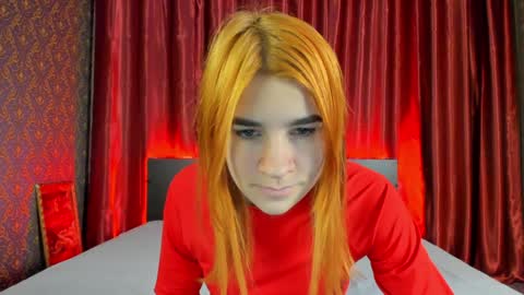 Snapshot of polly_love_ chatting on December 13, 2024, 8:09 am Polly online show from December 13, 2024, 8:09 am