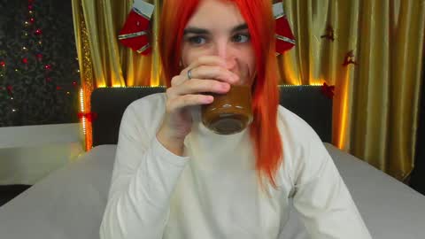 Snapshot of polly_love_ chatting on January 5, 2025, 4:38 pm Polly online show from January 5, 2025, 4:38 pm