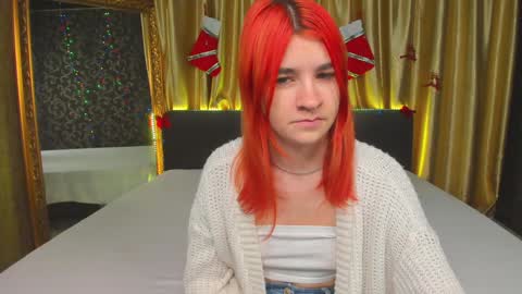 Snapshot of polly_love_ chatting on January 14, 2025, 7:17 am Polly online show from January 14, 2025, 7:17 am