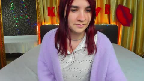 Snapshot of polly_love_ chatting on February 5, 2025, 10:19 am Polly online show from February 5, 2025, 10:19 am
