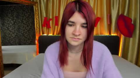 Snapshot of polly_love_ chatting on February 12, 2025, 7:34 am Polly online show from February 12, 2025, 7:34 am