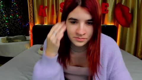 Snapshot of polly_love_ chatting on February 13, 2025, 5:01 pm Polly online show from February 13, 2025, 5:01 pm