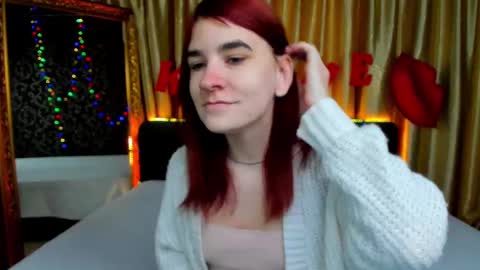 Snapshot of polly_love_ chatting on February 14, 2025, 7:28 am Polly online show from February 14, 2025, 7:28 am