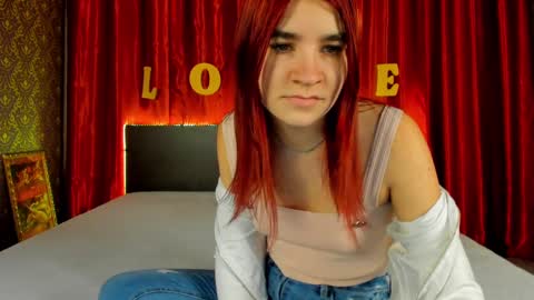 Snapshot of polly_love_ chatting on February 17, 2025, 10:40 am Polly online show from February 17, 2025, 10:40 am