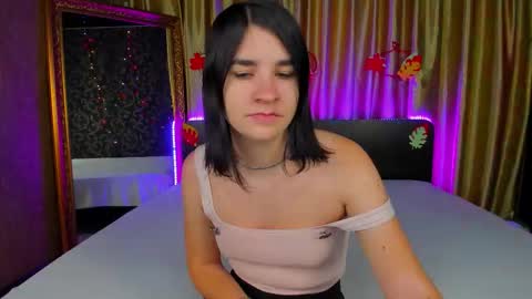 Snapshot of polly_love_ chatting on October 21, 2025, 12:06 pm Polly online show from October 21, 2025, 12:06 pm