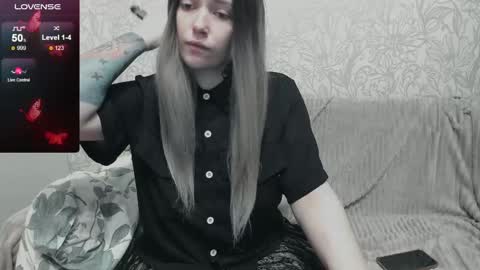Snapshot of polly_wow chatting on April 15, 2026, 12:39 am Polly online show from April 15, 2026, 12:39 am