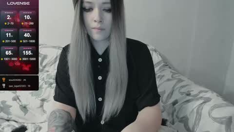 Snapshot of polly_wow chatting on April 15, 2026, 7:58 pm Polly online show from April 15, 2026, 7:58 pm