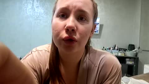 PollyandFill online show from March 1, 2025, 4:44 pm