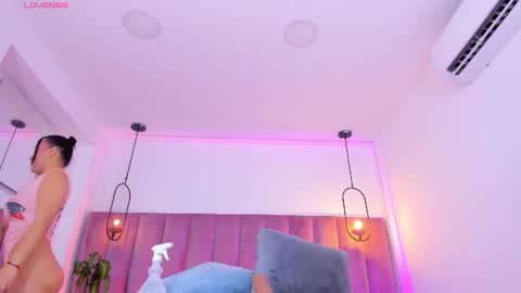POLLY online show from June 13, 2026, 10:35 am