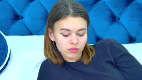 Polly online show from December 6, 2024, 5:20 am