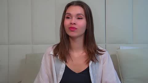 Polly online show from May 27, 2026, 6:54 am