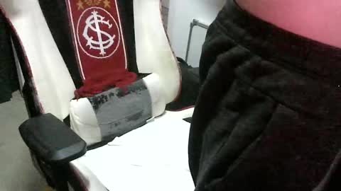 Snapshot of polobeh chatting on February 13, 2025, 6:38 pm polobeh online show from February 13, 2025, 6:38 pm