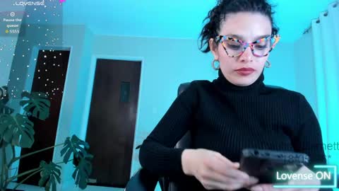 paulina barnett online show from May 19, 2026, 2:51 am