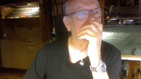 Snapshot of pomme1949 chatting on February 19, 2025, 9:50 am pomme1949 online show from February 19, 2025, 9:50 am