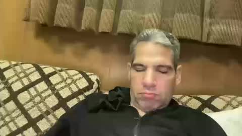 Snapshot of ponchynyc chatting on October 10, 2025, 5:39 am PONCH online show from October 10, 2025, 5:39 am