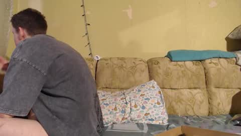 Snapshot of poowl205160 chatting on February 14, 2026, 11:18 am Alex online show from February 14, 2026, 11:18 am