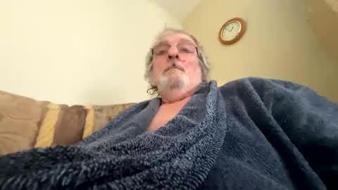 pop1951 online show from February 22, 2025, 6:52 pm