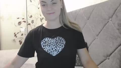 Snapshot of popkornmolli chatting on October 10, 2025, 12:48 pm popkornmolli online show from October 10, 2025, 12:48 pm