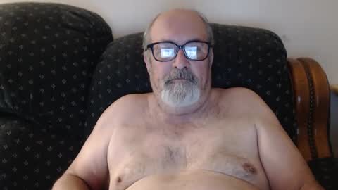 Snapshot of poppi_4u chatting on January 19, 2025, 9:55 am poppi_4u online show from January 19, 2025, 9:55 am