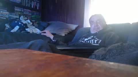 porkingit400 online show from May 10, 2026, 10:53 am