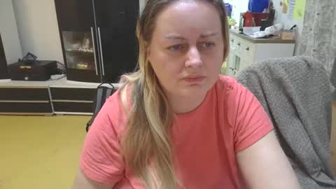 Snapshot of pornbusty chatting on March 12, 2026, 7:53 pm MelissOfficial online show from March 12, 2026, 7:53 pm