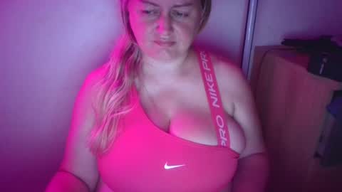 MelissOfficial online show from July 9, 2026, 7:07 pm