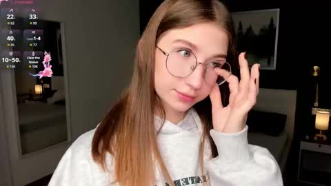 Snapshot of portia_bubbles chatting on October 23, 2025, 8:07 pm Elizabeth online show from October 23, 2025, 8:07 pm