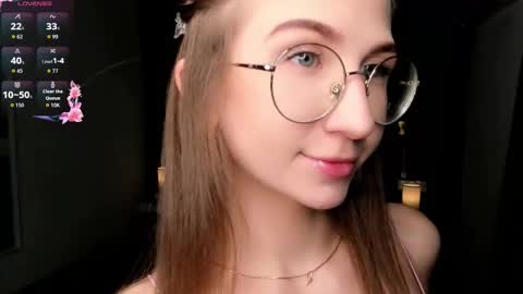 Elizabeth online show from October 31, 2025, 7:59 pm