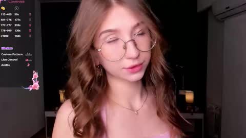 Snapshot of portia_bubbles chatting on February 12, 2026, 7:20 pm Elizabeth online show from February 12, 2026, 7:20 pm