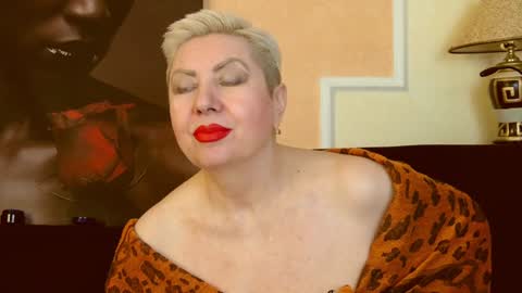 LADY POSH online show from January 3, 2025, 9:47 pm