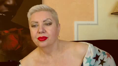 LADY POSH online show from February 7, 2025, 3:01 am