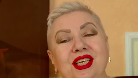 LADY POSH online show from April 23, 2026, 8:00 pm