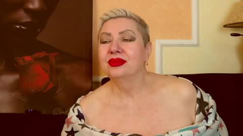 LADY POSH online show from May 7, 2026, 8:36 pm