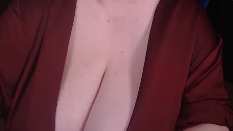 Snapshot of posh_mistress chatting on September 9, 2025, 6:29 pm PoshMistres    online show from September 9, 2025, 6:29 pm