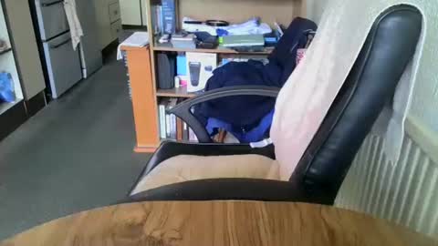 poshman65 online show from October 13, 2025, 11:54 am