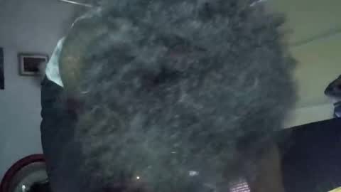 Snapshot of poundgame0710 chatting on April 5, 2026, 12:02 pm PipeLayerPlayer007 online show from April 5, 2026, 12:02 pm