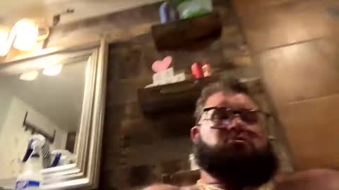 poundsquad305 online show from January 20, 2025, 7:04 am