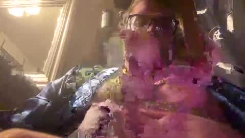 poundsquad305 online show from October 19, 2025, 5:52 am