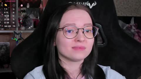 Snapshot of power_robynn chatting on April 18, 2026, 9:59 pm Robyn online show from April 18, 2026, 9:59 pm