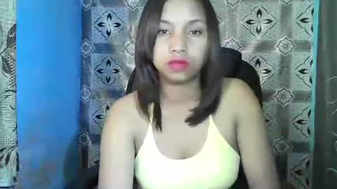 Snapshot of power_sexy chatting on May 4, 2026, 3:35 am LARISSAH online show from May 4, 2026, 3:35 am