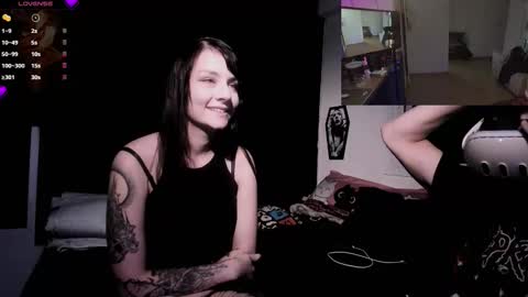 Ravena Rozz online show from January 8, 2026, 1:52 am