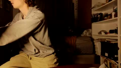 PowerSwitch online show from October 23, 2025, 4:45 am