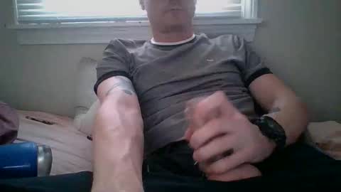 powthunder85 online show from April 24, 2026, 11:29 pm