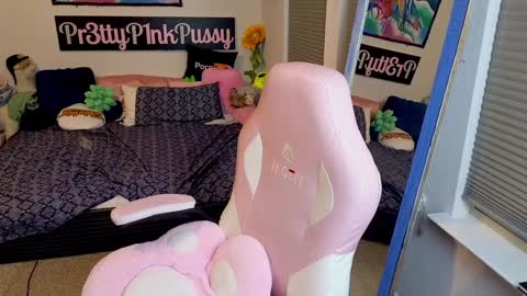 Evangeline Eva Darling online show from October 31, 2025, 3:18 am