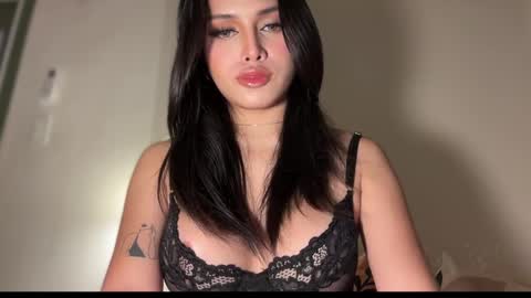 Oh my Amber online show from February 5, 2025, 8:43 am