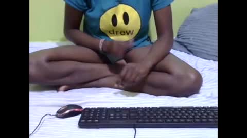 precious_nesh online show from February 27, 2025, 7:12 am