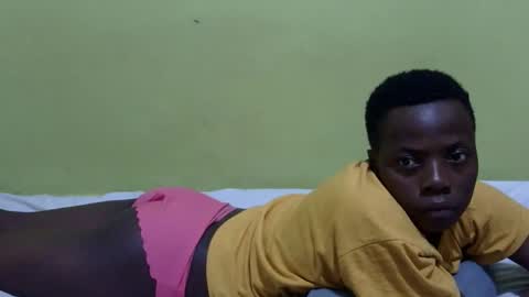 Snapshot of precious_nesh chatting on November 21, 2025, 3:38 am precious_nesh online show from November 21, 2025, 3:38 am