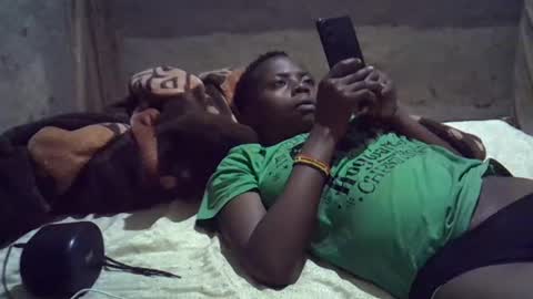 precious_nesh online show from June 17, 2026, 8:39 am